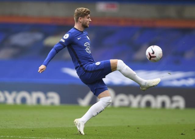 马内：萨拉赫是那种一看到球门就谁也不看的人，这是他的天性