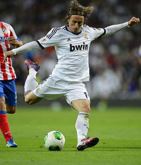 镜报：斯洛特将在48小时内与萨拉赫会面，决定后者未来走向