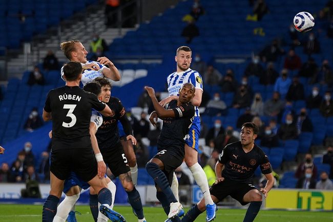 德罗赞次节6中5轰10分，带领国王反超火箭