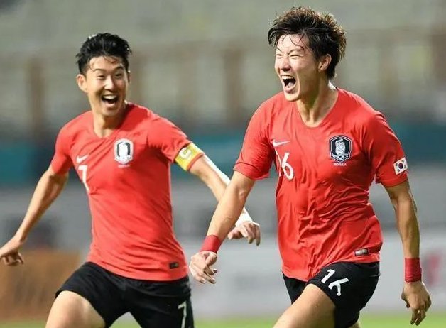 青训小将首次亮相即完成精彩助攻