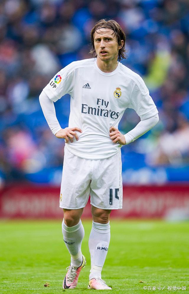 一场3-0让西甲争冠格局大乱，前2只差1分，姆巴佩追平C罗神纪录